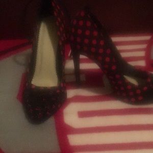 Madison Black/red heels